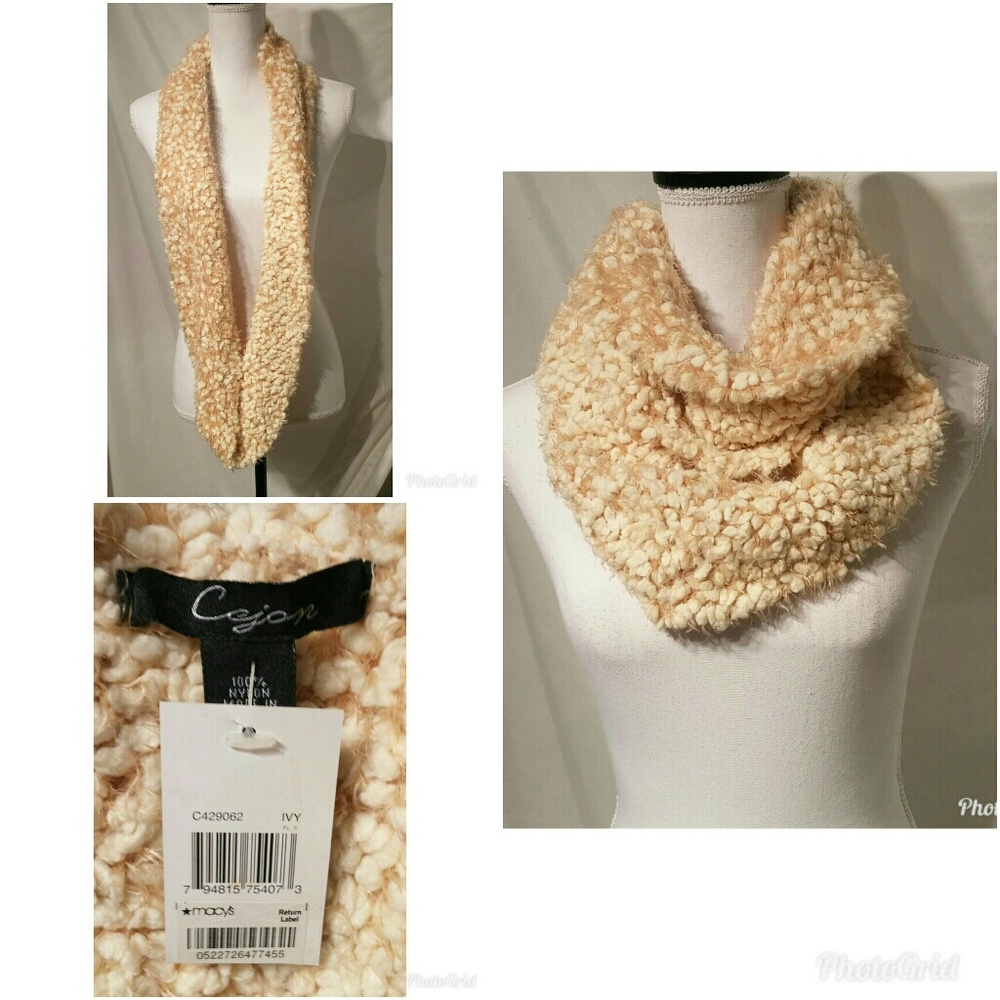 Cejon Macy's NWT Cream Infinity Scarf